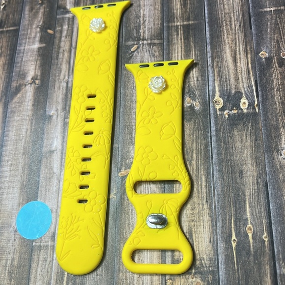 5for$10 42mm/44mm/45mm Adjustable Apple watch bands - NWT - Yellow Flower Rose - Picture 5 of 5